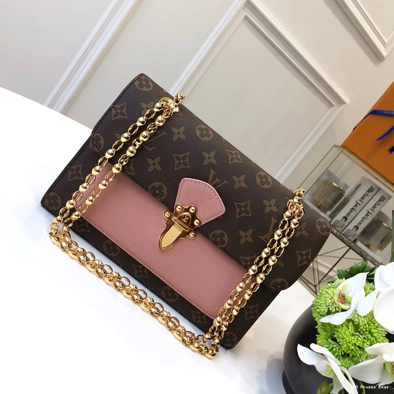 AAA Replica Ru VICTOIRE Vuitton Louis 0821